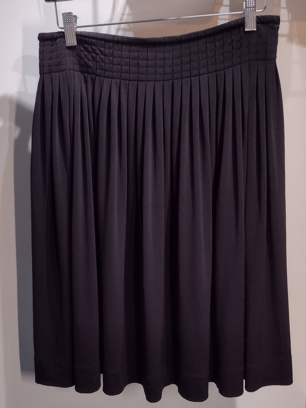 Calvin Klein Black Pleated Midi Skirt (Sz M) Classic Summer Capsule Wardrobe - Picture 3 of 7